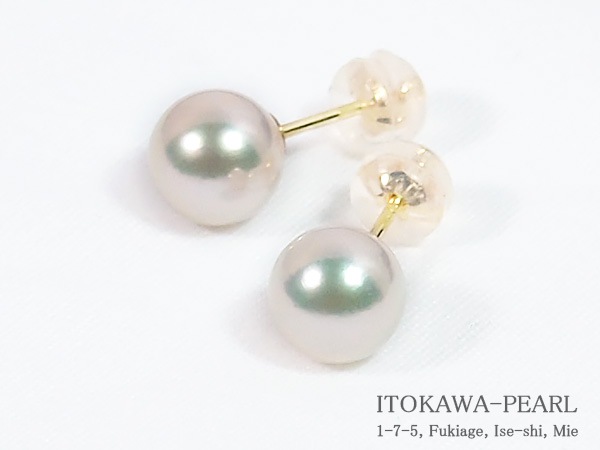 花珠真珠ピアス＜7.9mm＞スタッド・K18YG・ダイヤモンド0.04ct