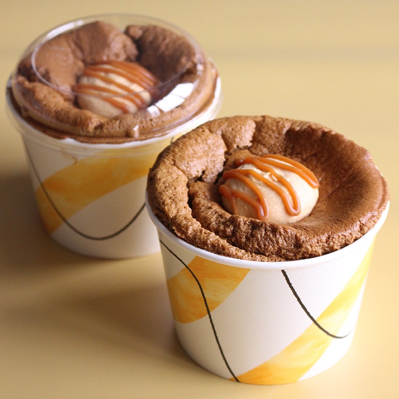 FROMAGEベイキングカップ 1900個　新品・未使用 ベーキングカップ ND-80FCL トワロ （100枚入） | カールカップ