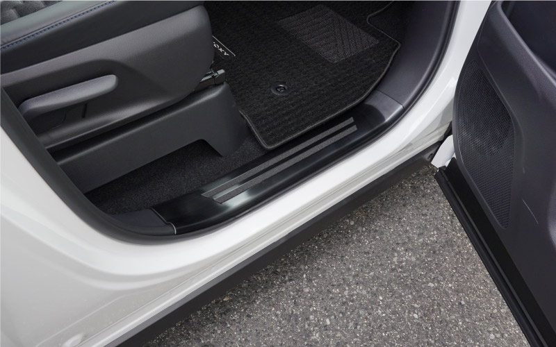 �������������� �Υ� 90�� �����ɥ��ƥå� ��¦�����åեץ졼�� ���ߤᥴ���դ� �ե���ȡ��ꥢ���å� 4P ���٤�3���顼 ����С� �֥�å� �����ܥ�Ĵ�åȥ西 TOYOTA VOXY NOAH 90 95 �ݸ�ѡ��� �������� �ɥ쥹���å� ���������꡼ �ҳ��ʡ�ͽ������/�֥�å��������ܥ�Ĵ:2026ǯ1��20����������С�:1��30��������ͽ���