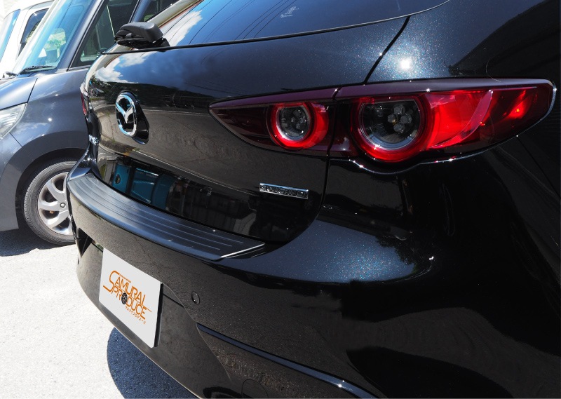 MAZDA3 �ꥢ�Х�ѡ����ƥåץ����� �����ݸ���դ� 1P �֥�å��إ��饤���MAZDA �ޥĥ�3 BP�� FASTBACK���� ���� �ݸ� �ѡ��� �������� �ɥ쥹���å� ���������꡼ �ҳ��� ��������ͽ������/1��30��������ͽ���