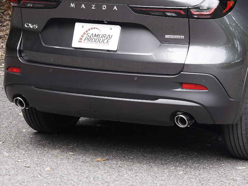 新型CX-5 KM系 マフラーカッター シルバーカラー スラッシュカット 2本セット 取り付けバンド付属｜マツダ MAZDA CX5 2026年フルモデルチェンジ KMYSDP 専用 マフラー カスタム パーツ ドレスアップ アクセサリー リア 外装 カー用品 社外【予約販売/9月10日頃入荷予定】