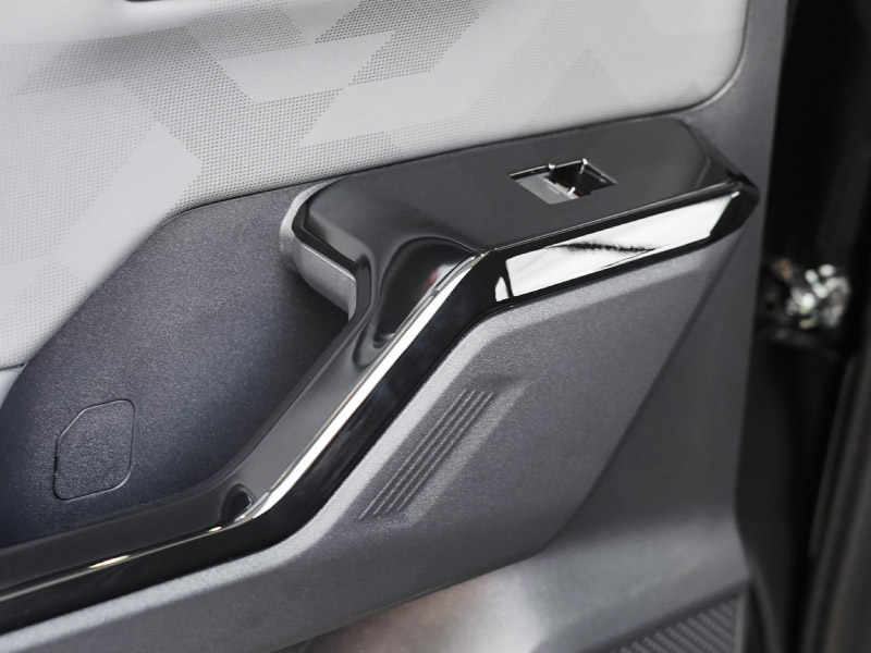 新型RAV4 60系 ウィンドウスイッチパネル 4P ピアノブラック｜トヨタ TOYOTA ラブフォー AXAN64 専用 プラグインハイブリッド PHEV 対応 内装 パーツ アクセサリー インテリア アクセサリー ドレスアップ 内装 保護 カバー 社外【予約販売/6月20日頃入荷予定】