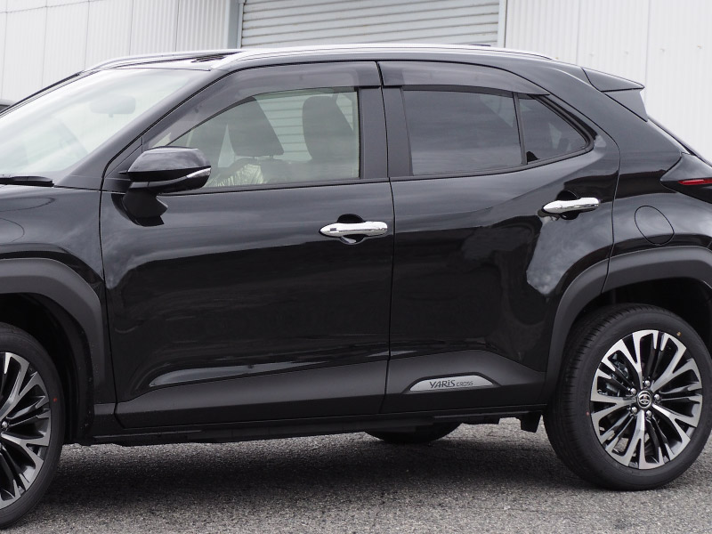 新型ヤリスクロス ヤリス対応 ドアハンドルガーニッシュ メッキ 4P｜トヨタ TOYOTA YARIS CROSS カスタム 専用 パーツ ドレスアップ アクセサリー 社外品 エアロ オプション