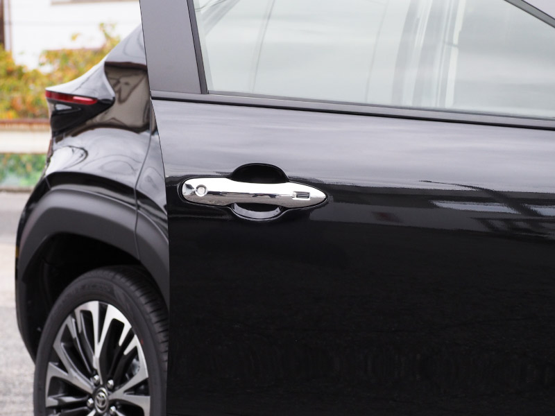 新型ヤリスクロス ヤリス対応 ドアハンドルガーニッシュ メッキ 4P｜トヨタ TOYOTA YARIS CROSS カスタム 専用 パーツ ドレスアップ アクセサリー 社外品 エアロ オプション