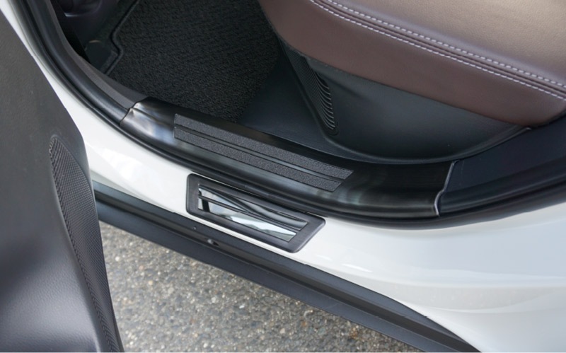 �ڥ��åȳ�ۥ�ꥹ������ �����ɥ��ƥå� ��¦�����åեץ졼�ȡ���¦ �ե���ȡ��ꥢ���å� �֥�å��إ��饤��åȥ西 TOYOTA YARIS CROSS �������� ���� �ѡ��ġ�ͽ������/2026ǯ1��10��������ͽ���