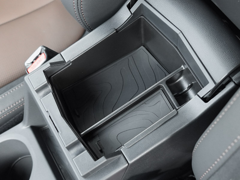 新型フォレスター SL系 コンソールトレイ 1P ゴムマット2枚付き ブラック｜SUBARU スバル FORESTER 専用 コンソールボックス トレイ 車内収納ボックス マット付き アクセサリー オプション 内装 社外 収納 小物入れ 保護 傷防止 キズ隠し