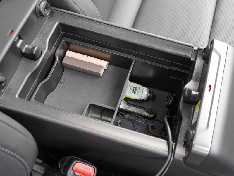 新型RAV4 60系 センターコンソールトレイ 2P ゴムマット付き ブラック 二段タイプ ｜トヨタ TOYOTA ラブフォー AXAN64 CROWN SPORT カップホルダー 防水 水洗い アクセサリー パーツ アクセサリー インテリア 内装 便利 収納 小物入れ 社外 保護【予約販売/7月30日頃入荷予定】