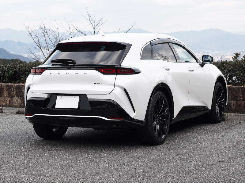 クラウンスポーツ リアバンパーガーニッシュ 3P 鏡面仕上げ｜TOYOTA トヨタ CROWN SPORT AZSH36W AZSH37W PHEV 専用 外装 リア カスタム パーツ ドレスアップ オプション アクセサリー 社外品