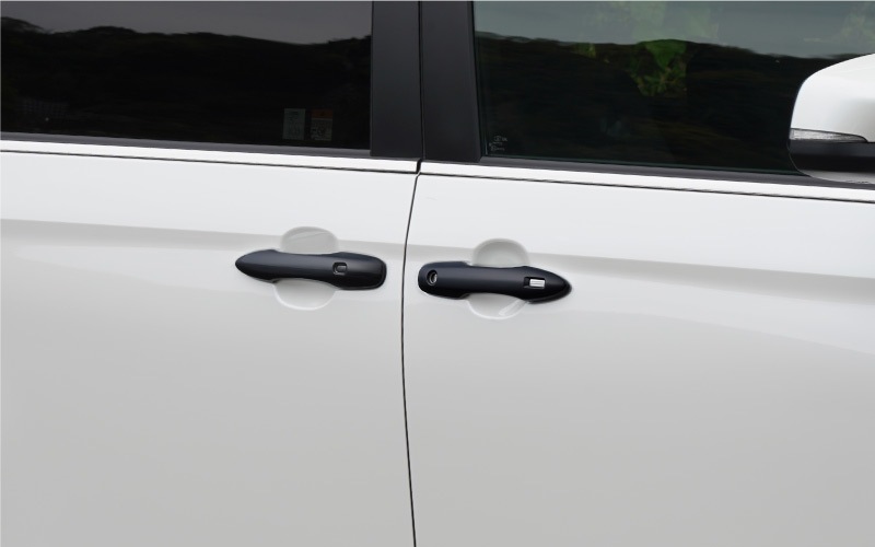 �������������� �Υ� 90�� �ɥ��ϥ�ɥ륫�С������˥å��� �ե���ȡ��ꥢ���å� 4P �ޥåȥ֥�å��åȥ西 TOYOTA VOXY NOAH 90 95 ���� ���� ������ �ɥ��Υ� �������� �ѡ��� �ɥ쥹���å� ���������꡼ �ҳ��� ���ץ����