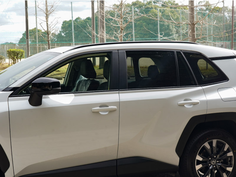 新型RAV4 60系 ウィンドウトリムガーニッシュ 6P ブラック鏡面仕上げ｜トヨタ TOYOTA ラブフォー AXAN64 専用 プラグインハイブリッド PHEV 対応 カスタム パーツ ドレスアップ アクセサリー オプション 窓枠 サイド ドア 外装 保護 社外 【予約販売/5月20日頃入荷予定】