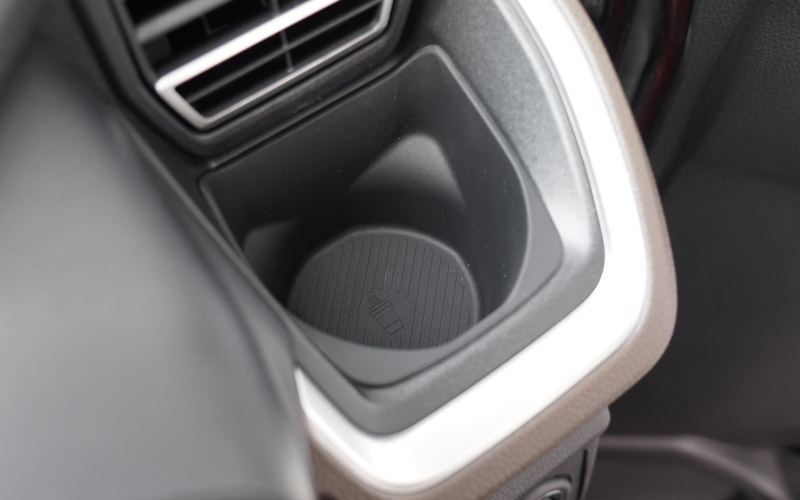 新型ムーヴ ステラ LA850S LA860S フロントドリンクホルダートレイ 2P ブラック 防水 ゴム素材｜ダイハツ DAIHATSU MOVE スバル SUBARU STELLA 専用 保護 収納 便利グッズ パーツ アクセサリー オプション インテリア 内装 ゴム お手入れ簡単 スマホ 小物 オープントレイ 社外