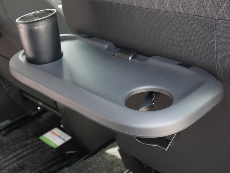 【アウトレット品】新型ソリオ ソリオバンディット ハスラー デリカD:2 デリカD:2カスタム パーソナルテーブルマット 2P ブラック｜スズキ SUZUKI SOLIO BANDIT MAD7S 5AA-MA37S 5BA-MA27S MA27S MA37S HUSTLER MR52S MR92S 三菱 MITSUBISHI DELICA D2 CUSTOM 専用 保護 パーツ 防水 ゴム素材 収納 オープントレイ トレイマット アクセサリー 社外 