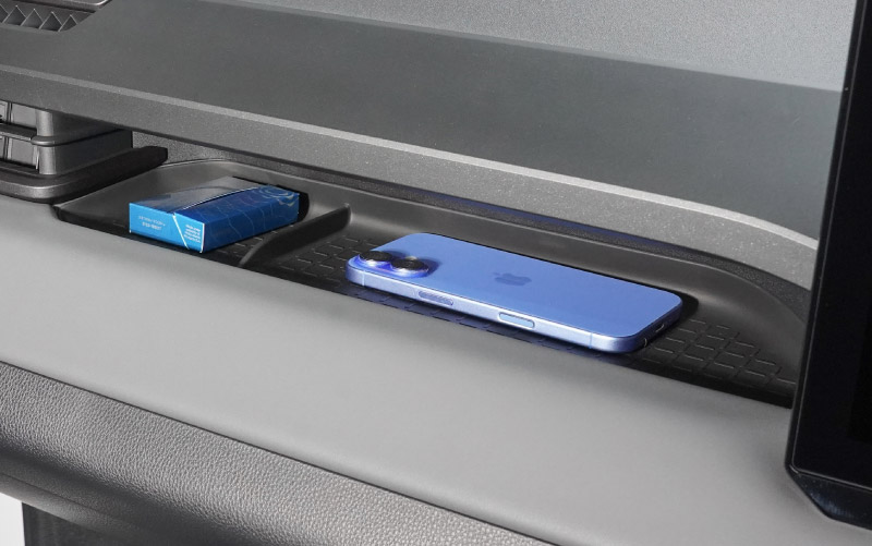 新型RAV4 60系 助手席トレイマット 1P ゴムタイプ ブラック ｜トヨタ TOYOTA ラブフォー AXAN64 専用 プラグインハイブリッド PHEV 対応 内装 カー用品 社外 カバー 防水 ラバータイプ トレイ 便利グッズ アクセサリー 保護 社外【予約販売/5月10日頃入荷予定】