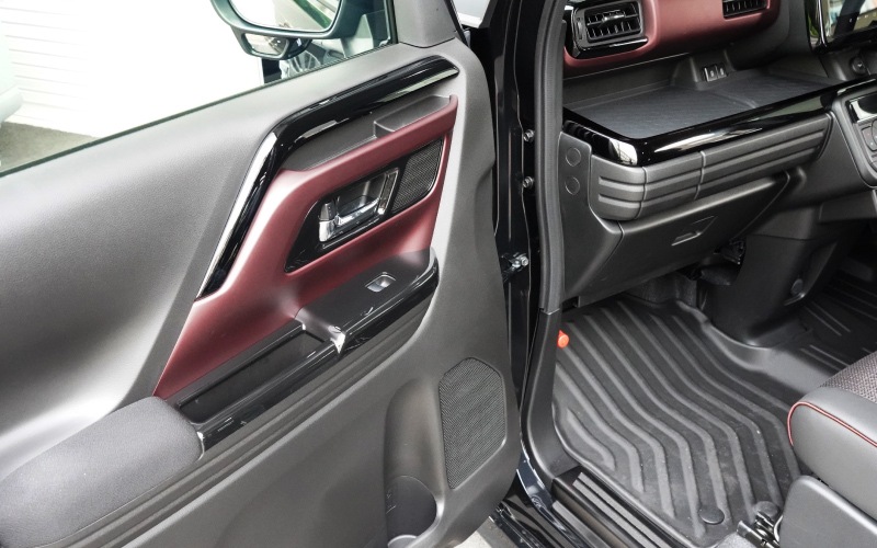 【アウトレット品】新型スペーシア スペーシアカスタム スペーシアギア MK54S MK94S フレアワゴン MM54S MM94S ウィンドウスイッチパネル＆インナードアハンドルパネル フロント 左右セット ピアノブラック｜SUZUKI スズキ SPACIA CUSTOM GEAR マツダ MAZDA FLAIR WAGON 専用 内装 カスタム パーツ インテリアパネル ドレスアップ アクセサリー 社外品 