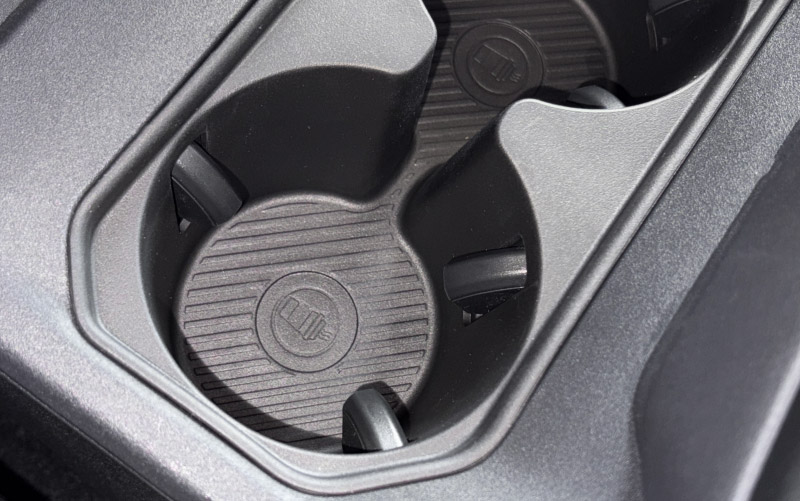 新型bZ4X 10系 フロントドリンクホルダートレイ 1P ブラック トヨタ bZ4Xツーリング スバル ソルテラ トレイルシーカー 共通｜TOYOTA bZ4X bZ4X Touring SUBARU SOLTERRA TRAILSEEKER 専用 保護 パーツ カップホルダー 防水 水洗い アクセサリー 内装 便利グッズ トレイ カバー 社外【予約販売/10月30日頃入荷予定】