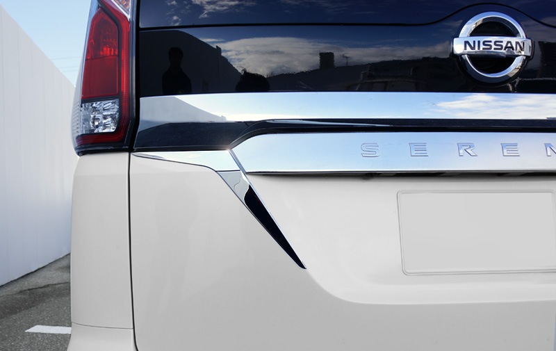 セレナc25 リアガーニッシュ 【公式通販】