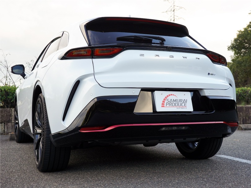 【アウトレット品】クラウンスポーツ リアバンパーガーニッシュ 3P パールレッド｜TOYOTA トヨタ CROWN SPORT AZSH36W AZSH37W PHEV 専用 外装 リア カスタム パーツ ドレスアップ オプション アクセサリー 社外品