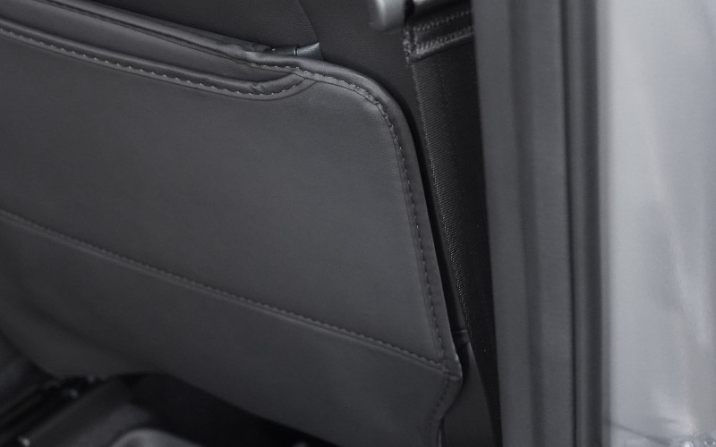 新型フォレスター SL系 SK系 レヴォーグ VN系 共通 シートバックキックマット 運転席 助手席 2P ブラック｜SUBARU スバル FORESTER LEVORG 専用 パーツ アクセサリー 内装 社外 保護 シート カバー マット キックガード 傷防止 汚れ防止 便利グッズ アイテム【予約販売/5月20日頃入荷予定】