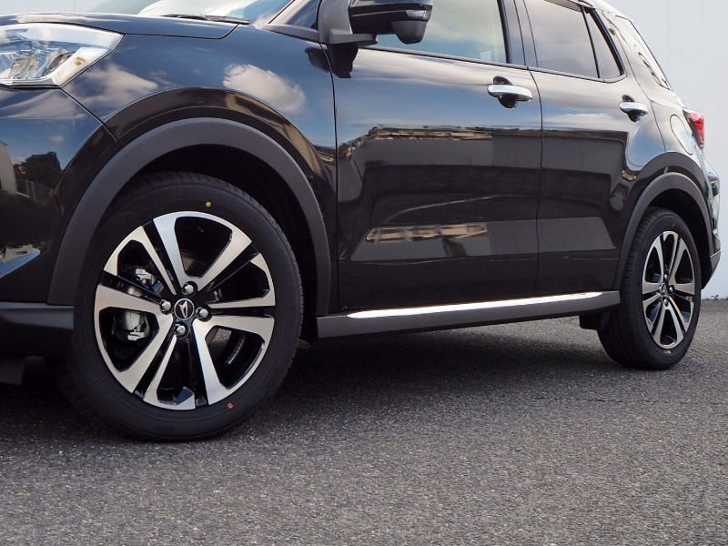 ライズ ロッキー レックス サイドリップガーニッシュ 鏡面仕上げ 4P｜トヨタ TOYOTA RAIZE ダイハツ DAIHATSU ROCKY スバル SUBARU REX 専用 A200A A210A カスタム ドレスアップ 専用 パーツ アクセサリー 社外品 オプション エアロ 外装 エクステリア【予約販売/5月20日頃入荷予定】