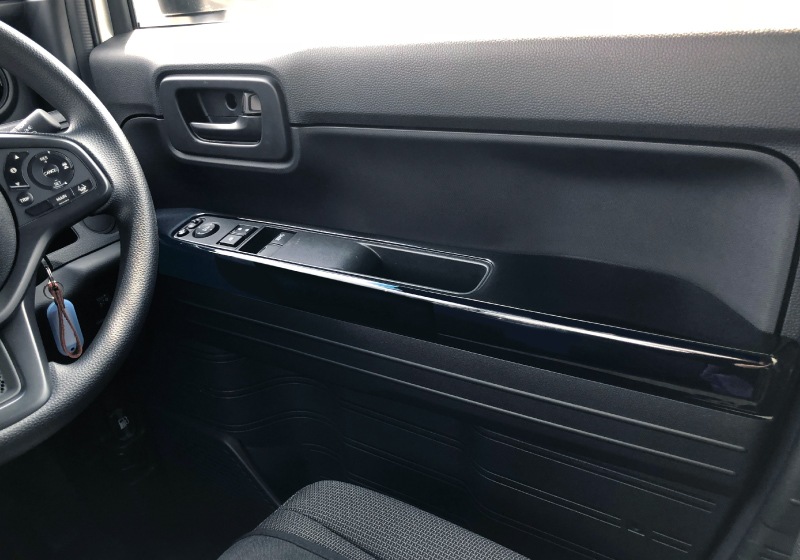 【アウトレット品】N-VAN ウィンドウスイッチベースパネル ピアノブラック 2P｜ホンダ HONDA エヌバン 内装専用 パーツ カスタム 専用 パーツ ドレスアップ アクセサリー 社外品 オプション エアロ
