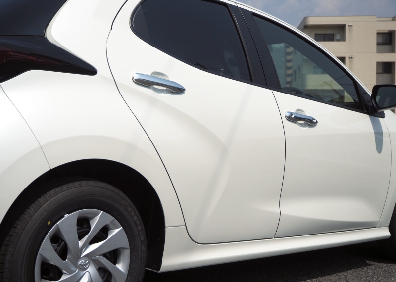 ��ꥹ �ɥ��ϥ�ɥ륬���˥å��� ��å� 4P�åȥ西 TOYOTA YARIS HYBRID Z G X 6AA MXPH10 AHXEB �������� ���� �ѡ��� �ɥ쥹���å� ���������꡼ �ҳ��� ������ ���ץ����