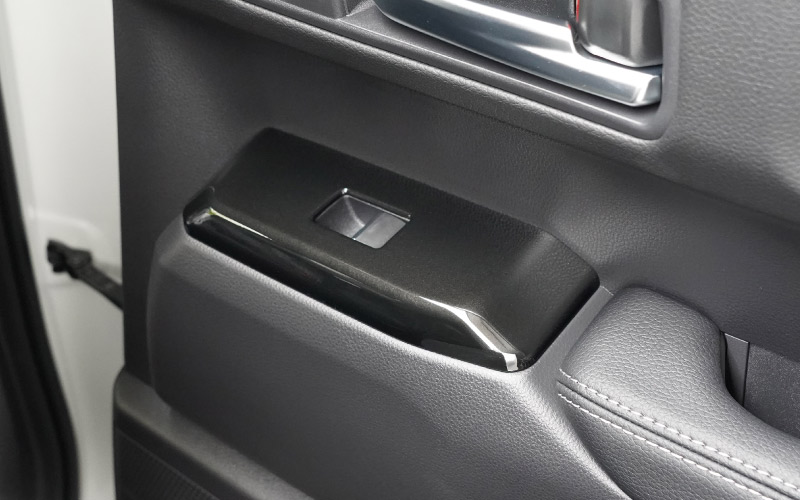 ɥ롼 󥯥250  ɥåѥͥ եȡꥢå 4P ֥åѡåȥ西 󥯥 TOYOTA LANDCRUISER 250   ѡ ɥ쥹å ꡼ ץ ƥꥢ ѥͥ å   ҳ