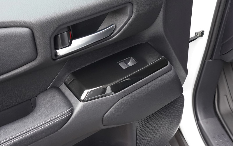 ɥ롼 󥯥250  ɥåѥͥ եȡꥢå 4P ֥åѡåȥ西 󥯥 TOYOTA LANDCRUISER 250   ѡ ɥ쥹å ꡼ ץ ƥꥢ ѥͥ å   ҳ