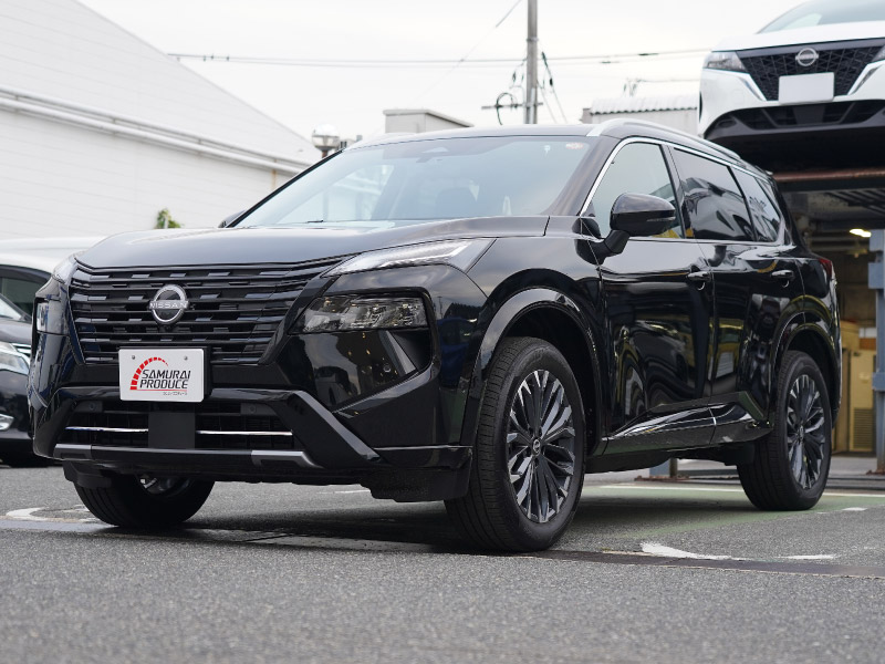 新型エクストレイル T33 ロアグリルガーニッシュ 2P 鏡面仕上げ 2025年マイナーチェンジ後専用｜日産 NISSAN X-TRAIL 2025 専用 カスタム パーツ ドレスアップ アクセサリー オプション フロント バンパー グリル 外装 カー用品 社外【予約販売/5月30日頃入荷予定】