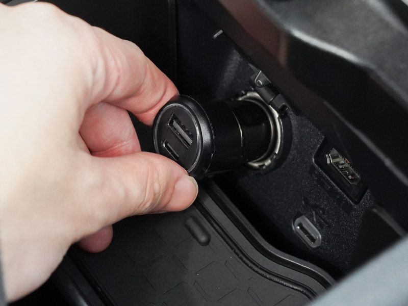 新型RAV4 60系 センターコンソールトレイ 1P ゴムマット付き ブラック 一段タイプ｜トヨタ TOYOTA ラブフォー AXAN64 CROWN SPORT カップホルダー 防水 水洗い アクセサリー パーツ アクセサリー インテリア 内装 便利 収納 小物入れ 社外 保護【予約販売/6月10日頃入荷予定】