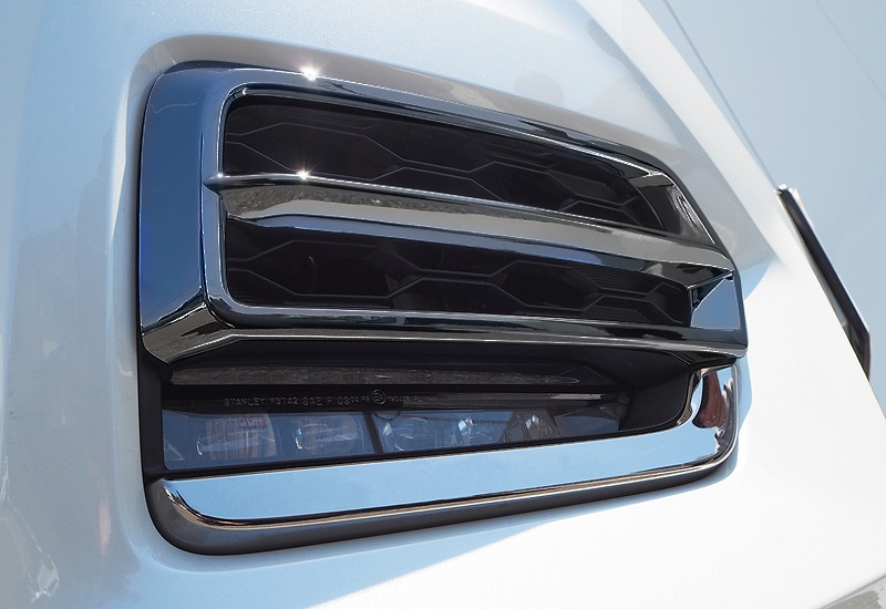 ステップワゴン フロントフォグ ガーニッシュ 2p ホンダ Honda Stepwgn スパーダ Rp系 後期 ダーククロームメッキ近似色 カスタム 専用 パーツ ドレスアップ アクセサリー オプション エアロ サムライプロデュース 侍プロデュース