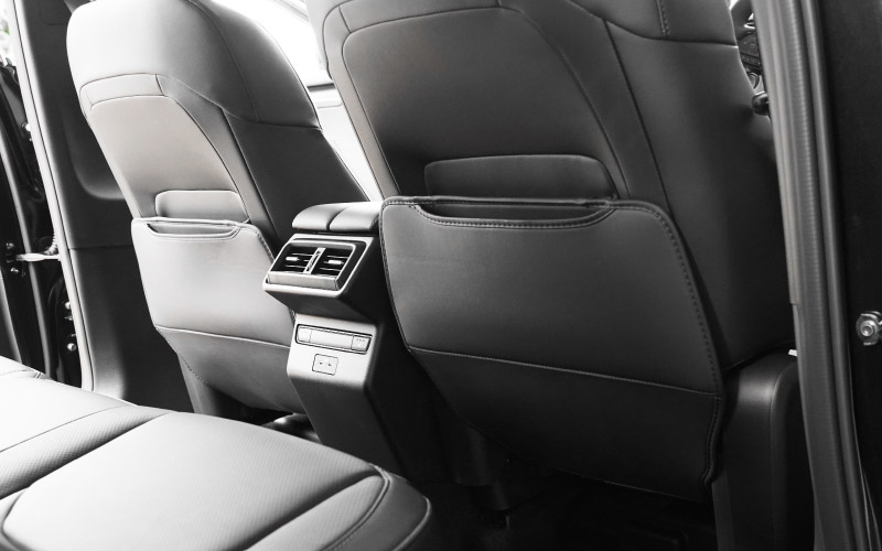 新型CX-5 KM系 フロントシートバックキックマット 運転席 助手席 2P ブラック CX-80 KL系 CX-60 KH系 共通 CX5 2026年 フルモデルチェンジ 専用｜MAZDA CX5 CX80 CX60 フロント コンソール ドリンクホルダー 収納 防水 水洗い アクセサリー パーツ インテリア 内装 便利 小物入れ 社外 保護【予約販売/8月30日頃入荷予定】