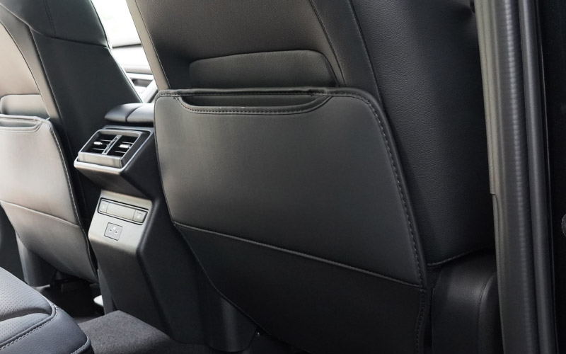 新型CX-5 KM系 フロントシートバックキックマット 運転席 助手席 2P ブラック CX-80 KL系 CX-60 KH系 共通 CX5 2026年 フルモデルチェンジ 専用｜MAZDA CX5 CX80 CX60 フロント コンソール ドリンクホルダー 収納 防水 水洗い アクセサリー パーツ インテリア 内装 便利 小物入れ 社外 保護【予約販売/8月30日頃入荷予定】