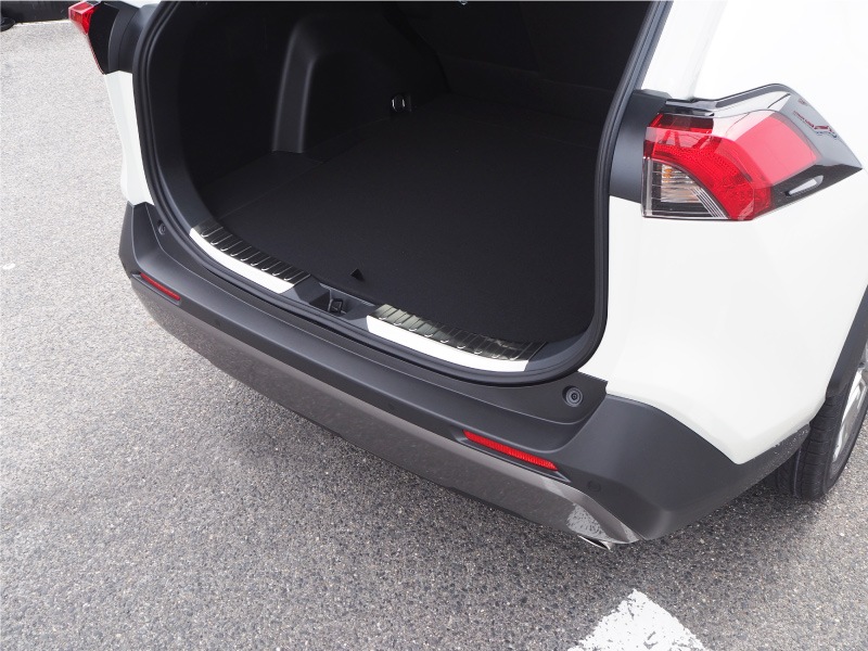 RAV4 50系 ラゲッジスカッフプレート 2P 選べる3カラー シルバーヘアライン ブラックヘアライン カーボン調 ｜トヨタ TOYOTA ラブ４ MXAA54 AXAH54 AXAH52 MXAA52 50系 カスタム 専用 保護 パーツ アクセサリー ドレスアップ 社外