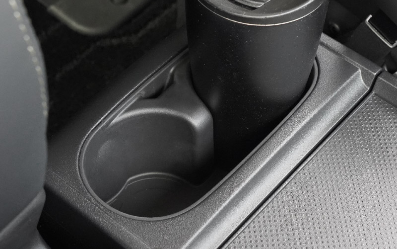 新型デリカD:5 フロアコンソールボックス カップホルダートレイ 2P ブラック｜三菱 MITSUBISHI DELICA D5 ミツビシ 専用 ドリンクホルダー コンソール 防水 水洗い 取り付け簡単 アクセサリー 内装 コップ トレイ カバー 保護 社外【予約販売/8月30日頃入荷予定】