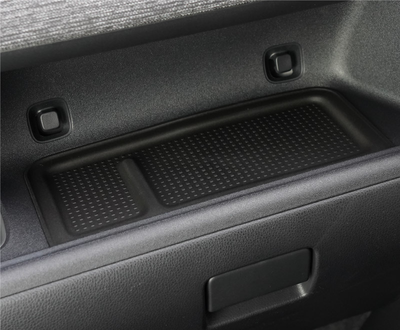 新型シエンタ 10系 助手席 アッパー オープントレイ カバー 1P ブラック｜トヨタ TOYOTA SIENTA 10 MXP系 MXPL10G MXPC10G MXPL15G 専用 内装 収納 カスタム インテリア ドレスアップ アクセサリー 社外品 エアロ【メール便対象/代引き・配達日時指定不可】