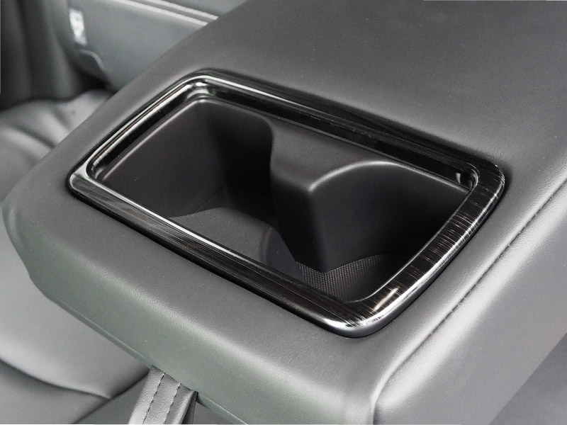 新型RAV4 60系 RAV4 50系 RAV4 PHV リヤカップホルダーカバー 1P 選べる2カラー サテンシルバー/艶有ブラックヘアライン｜トヨタ TOYOTA ラブ４ 50系 カスタム 専用 パーツ インテリア パネル ドレスアップ アクセサリー 社外品