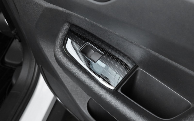 WR-V ウィンドウスイッチベース インテリアパネル 4P 艶有りブラックヘアライン｜ホンダ HONDA WRV DG系 専用 内装 インテリア パネル カスタム パーツ ドレスアップ アクセサリー 社外品