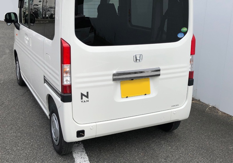 N-VAN リアライセンスガーニッシュ 1P｜ホンダ HONDA エヌバン 鏡面仕上げ カスタム 専用 パーツ ドレスアップ アクセサリー 社外品 エアロ オプション