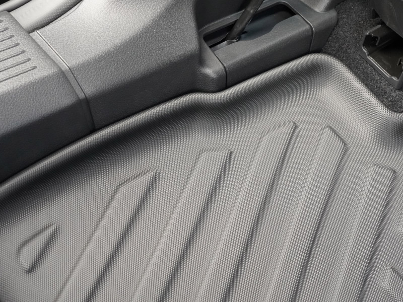 新型エクストレイル T33 2列シート 5人乗り車専用 フロアマット 3P ラバータイプ ブラック 2025年マイナーチェンジ後対応｜日産 NISSAN X-TRAIL 専用 内装 保護 カスタム パーツ ドレスアップ アクセサリー 社外品【予約販売/5月20日頃入荷予定】