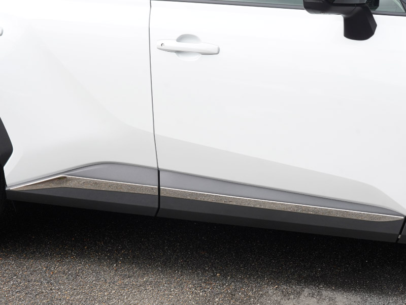 【アウトレット品】新型RAV4 60系 サイドガーニッシュ 4P 鏡面仕上げ｜トヨタ TOYOTA ラブフォー AXAN64 専用 プラグインハイブリッド PHEV 対応 カスタム パーツ アクセサリー サイドリップ サイドサイドスカート スポイラー 社外