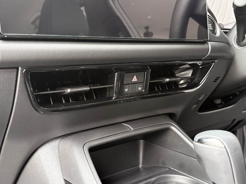 新型CX-5 KM系 センターエアコン吹き出し口パネル 1P ピアノブラック 2026年 フルモデルチェンジ専用 ｜MAZDA CX5 2026FMC KMYSDP 専用 アクセサリー 内装 エアコン インテリア パネル スイッチ カバー 社外 保護【予約販売/9月30日頃入荷予定】