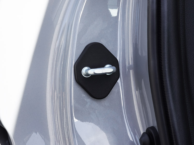 新型RAV4 60系 RAV4 50系 ドアストライカーカバー 4P ブラック｜トヨタ TOYOTA ラブフォー AXAN64 専用 内装 カスタム 保護パーツ ドアストッパーカバー ストライカーカバー ドレスアップ アクセサリー 社外品 エアロ オプション【メール便対象/代引き・配達日時指定不可】