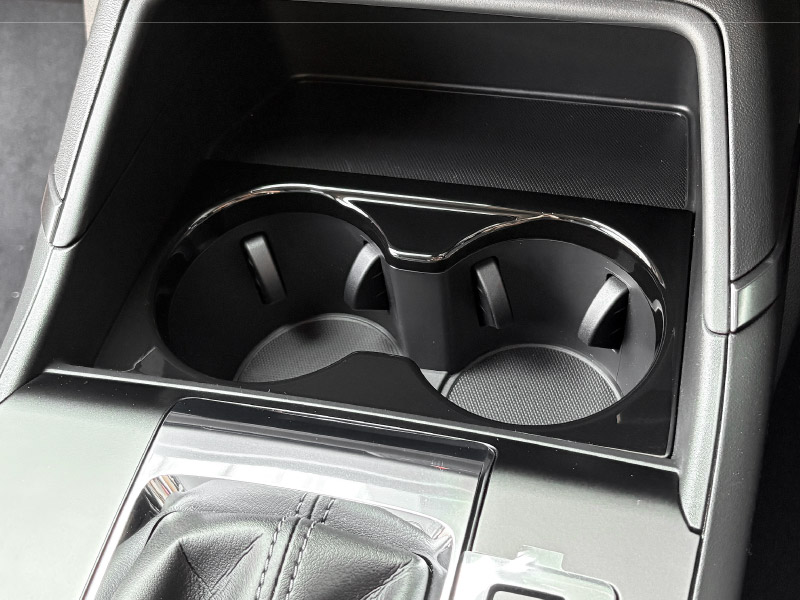 新型CX-5 KM系 フロントカップホルダーパネル 1P ピアノブラック 2026年 フルモデルチェンジ専用 ｜MAZDA CX5 2026FMC KMYSDP 専用 パーツ フロント ドリンクホルダー インテリア パネル インパネ 取り付け簡単 アクセサリー 内装 コップ トレイ カバー 保護 社外