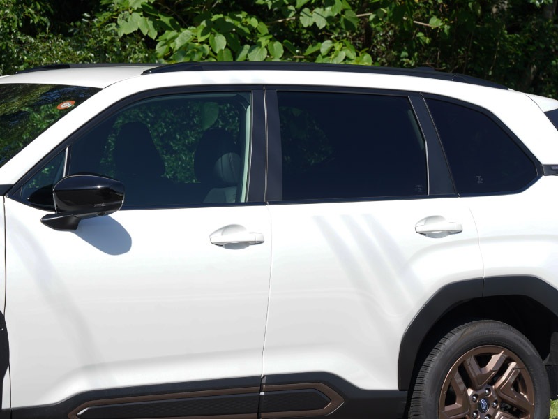 【アウトレット品】新型フォレスター SL系 ウィンドウトリムガーニッシュ 6P ブラック鏡面仕上げ ｜SUBARU スバル FORESTER 専用 カスタム パーツ ドレスアップ アクセサリー オプション 窓枠 サイド ドア 外装 保護 カー用品 社外