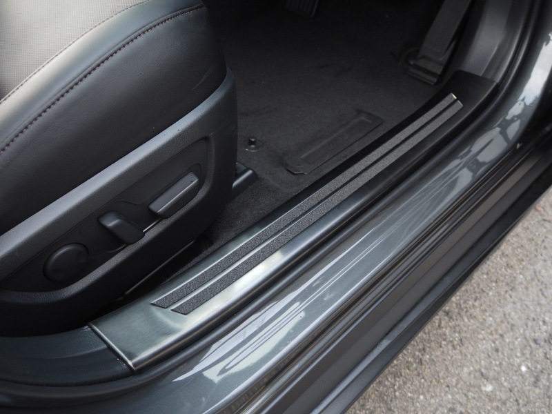 CX-30 ��¦�����åեץ졼�� ���ߤ��դ� ���٤�2���顼 ����С�/�֥�å� 4P�åޥĥ� MAZDA CX30 DM8P DMEP �������� �ɥ쥹���å� ���������꡼ �ҳ��� ���� �ѡ��� ������ ���� �����ɥ��ƥå� �����ɥ������ȡ�ͽ������/�֥�å�:12��20��������ͽ���