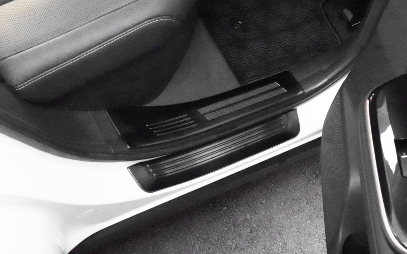 �ڥ��åȳ�ۥ��饦�󥹥ݡ��� �����ɥ��ƥå���¦����¦ �����åեץ졼�� �ե���ȡ��ꥢ ���� 3�����å� 8P ���٤�3���顼 ����С��إ��饤�� �֥�å��إ��饤�� �����ܥ�Ĵ��TOYOTA �ȥ西 CROWN SPORT AZSH36W AZSH37W PHEV ���� ���� �ݸ� ­�� �������� �ѡ��� �ɥ쥹���å� ���ץ���� ���������꡼ �ҳ��ʡ�ͽ������/�֥�å�:2026ǯ1��20����������С��������ܥ�Ĵ:1��30��������ͽ���