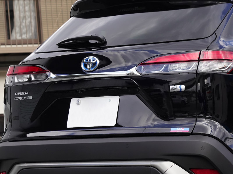 新型カローラクロス リアガーニッシュ 1P 鏡面仕上げ 2025年マイナーチェンジ後対応 ｜トヨタ TOYOTA COROLLA CROSS 6AA-ZVG11 3BA-ZSG10 6AA-ZVG15 カスタム 専用 外装 パーツ ドレスアップ アクセサリー 社外品 オプション エアロ