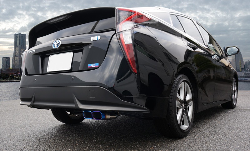 プリウス マフラーカッター チタンカラー スクエアタイプ 2本出し トヨタ Toyota Prius 50系 後期対応 デュアル スラッシュカット カスタム 専用 パーツ ドレスアップ オプション エアロ サムライプロデュース 侍プロデュース