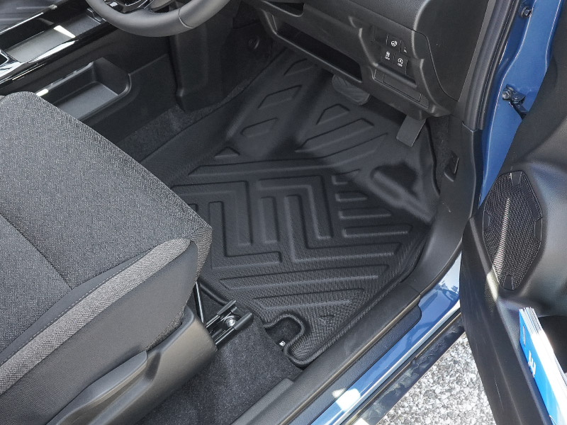 新型クロスビー MND1S HYBRID MZ 専用 フロアマット 3P ラバータイプ ブラック｜スズキ SUZUKI XBEE 2025年 専用 保護 パーツ 防水 フロント リア セット アクセサリー 内装 社外 立体 3Dマット ウェザーマット オールウェザー レジャー 水洗い【予約販売/8月10日頃入荷予定】