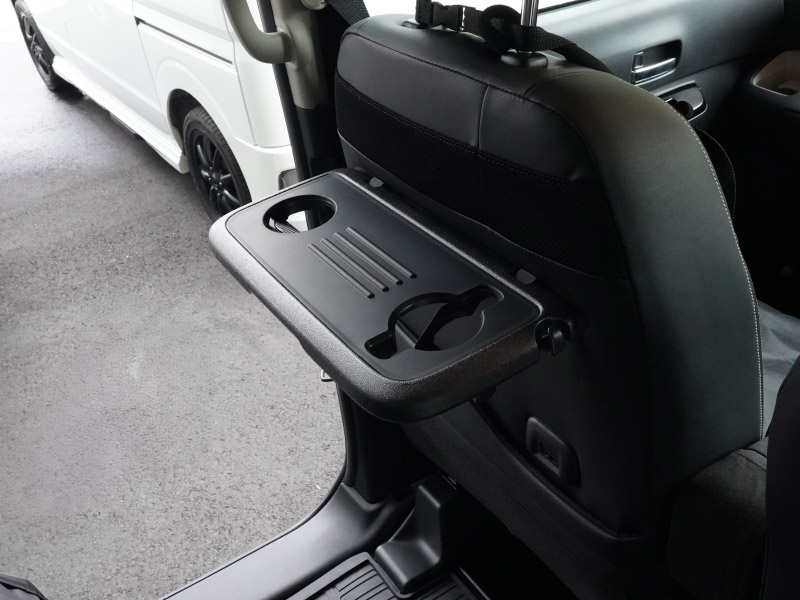 【アウトレット品】三菱 新型デリカミニ/ekスペース/ekクロススペース 日産 ルークス 共通 シートバックテーブルマット 1P ラバータイプ 2025年フルモデルチェンジ後対応｜MITSUBISHI DELICA MINI NISSAN ROOX 専用 内装 テーブル 保護 マット カスタム パーツ